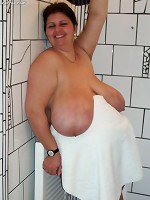 Hot MILF