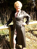 Hot MILF