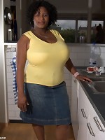 Hot MILF